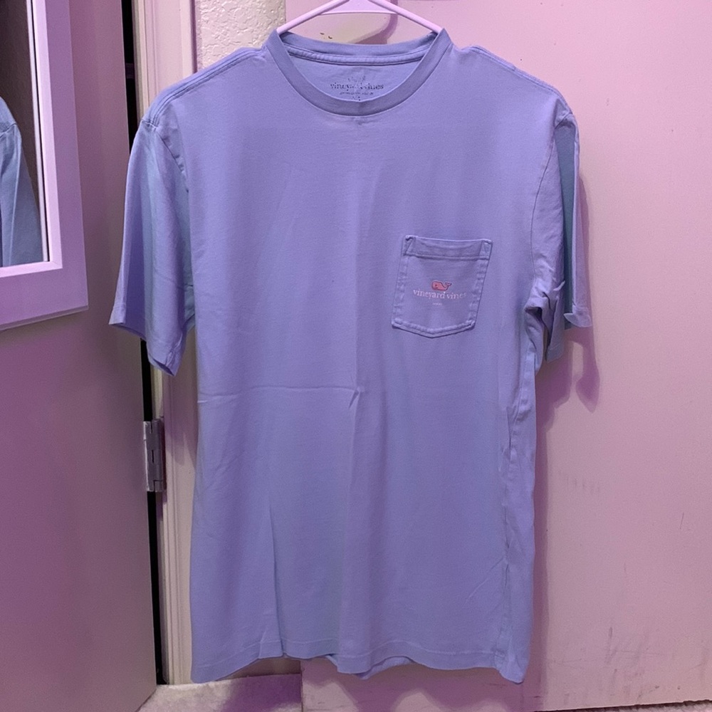 Vineyard Vines T-shirt